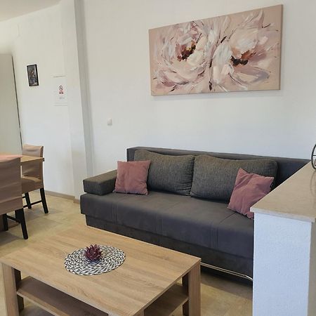 Apartment Radoš Dugopolje Exterior foto